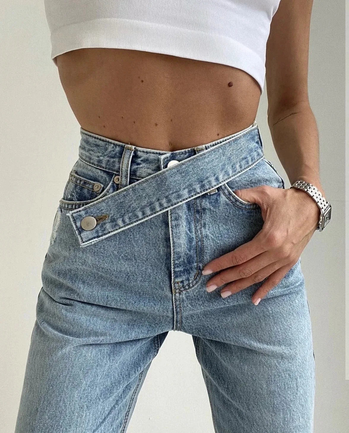 ג’ינס STRAIGHT אסימטרי